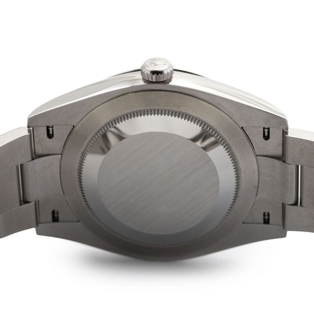 Rolex Oyster Perpetual 124300 Image 4